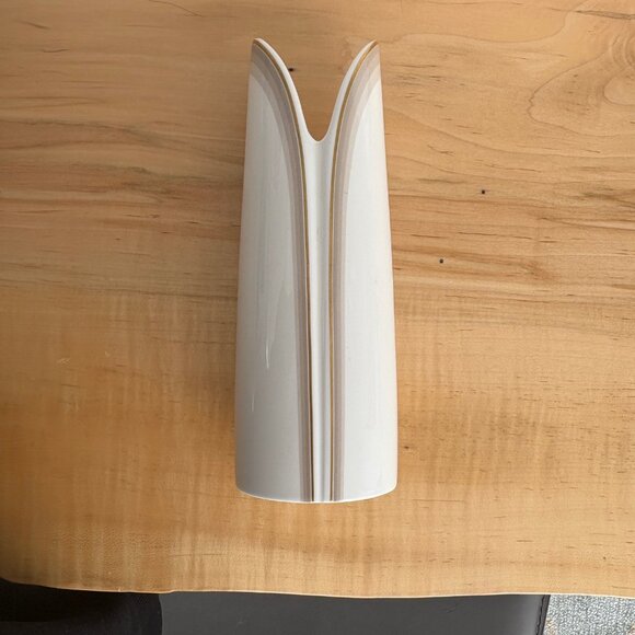 Vintage Royal Doulton Impressions Lotus Vase 1982 Bone China - Picture 7 of 8